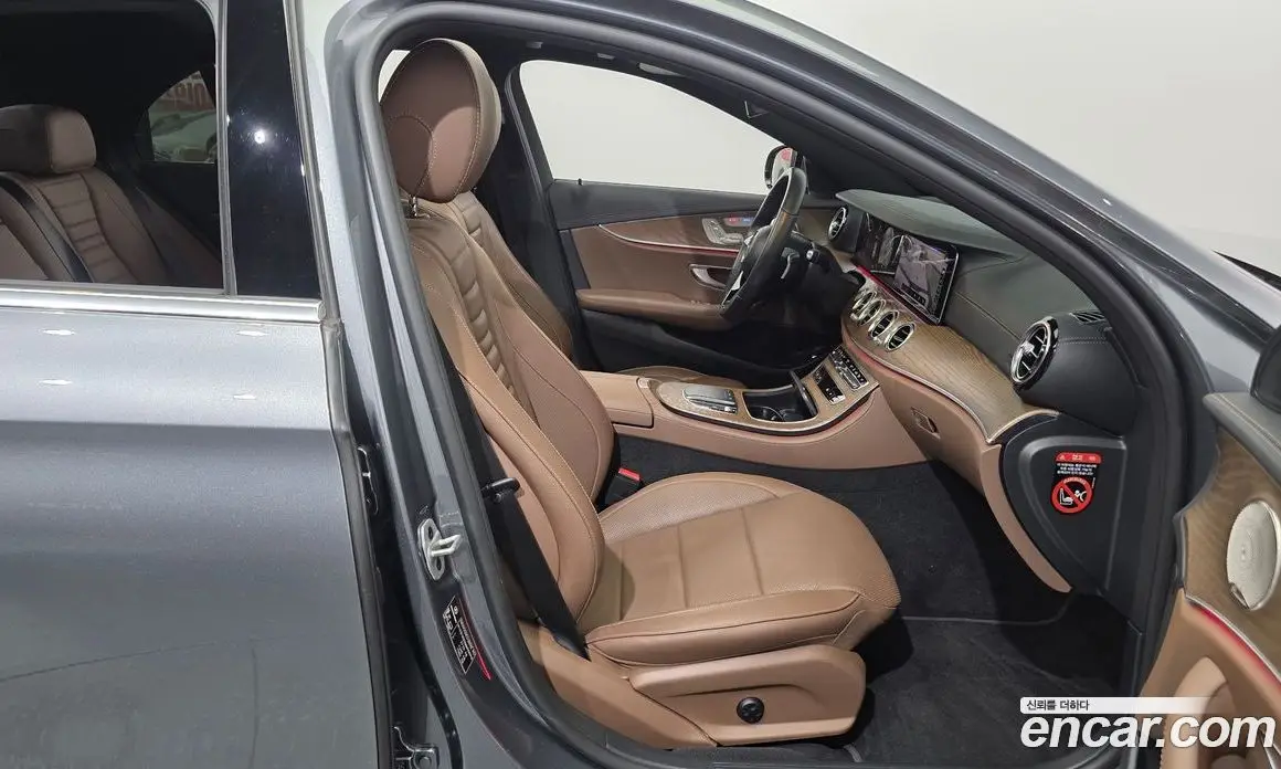 Mercedes-Benz E-Class 2021 2.0 автомат (гидро), фото 17