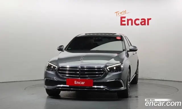 Mercedes-Benz E-Class 2021 2.0 автомат (гидро), миниатюра 3