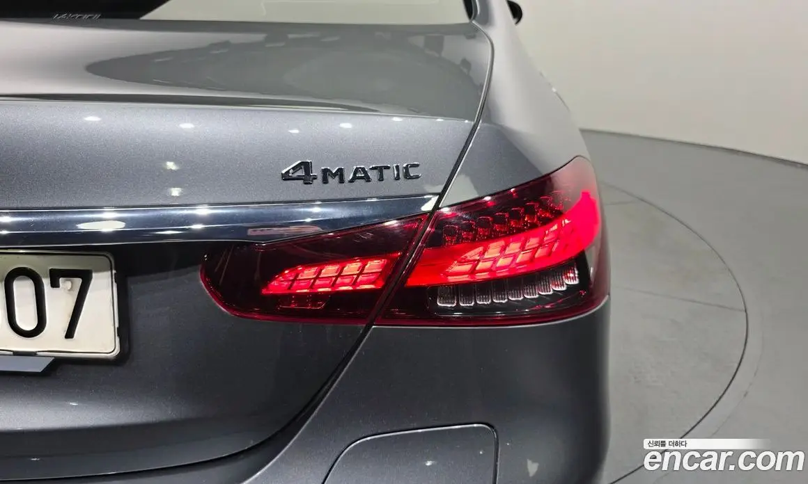 Mercedes-Benz E-Class 2021 2.0 автомат (гидро), фото 9
