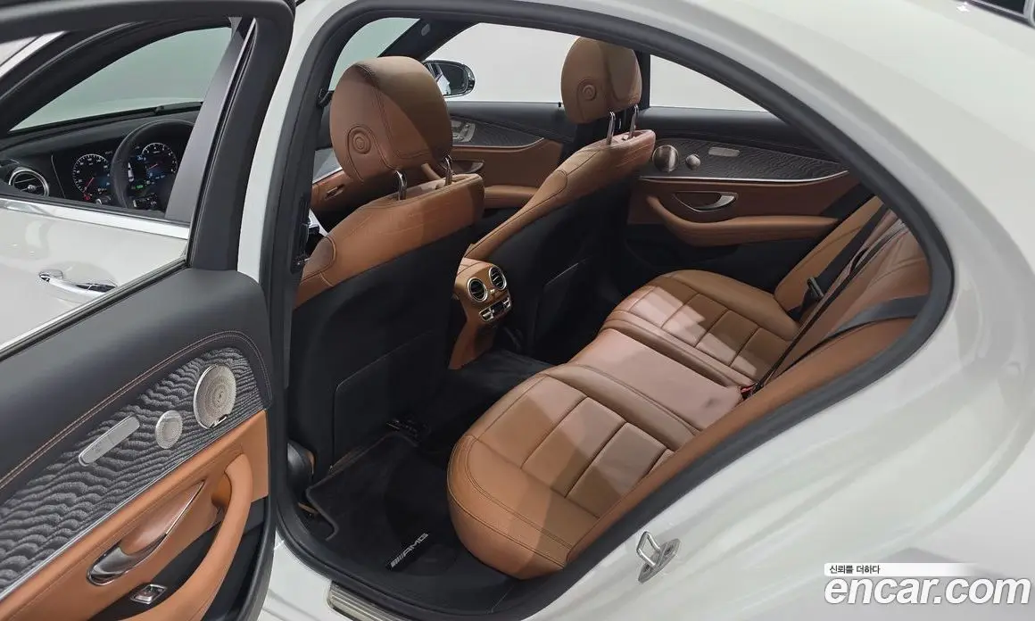 Mercedes-Benz E-Class 2021 2.0 автомат (гидро), фото 16