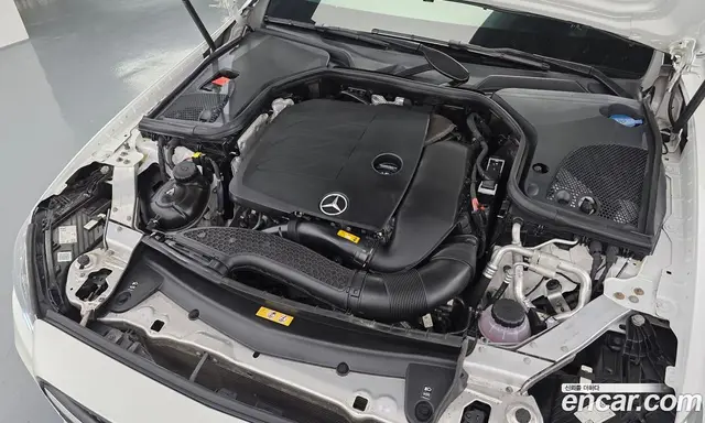 Mercedes-Benz E-Class 2021 2.0 автомат (гидро), миниатюра 6