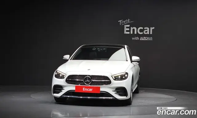 Mercedes-Benz E-Class 2021 2.0 автомат (гидро), миниатюра 3