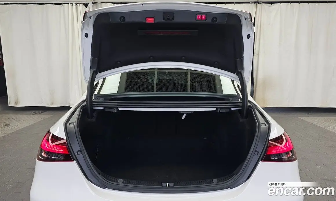 Mercedes-Benz E-Class 2022 2.0 автомат (гидро), фото 20