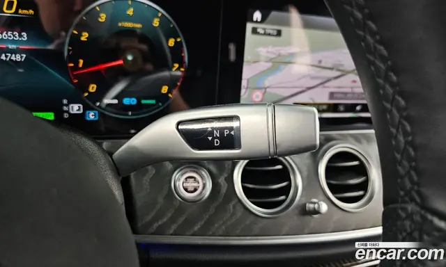 Mercedes-Benz E-Class 2022 2.0 автомат (гидро), миниатюра 9