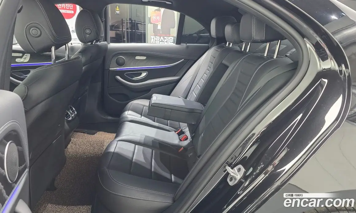 Mercedes-Benz E-Class 2023 2.0 автомат (гидро), фото 12