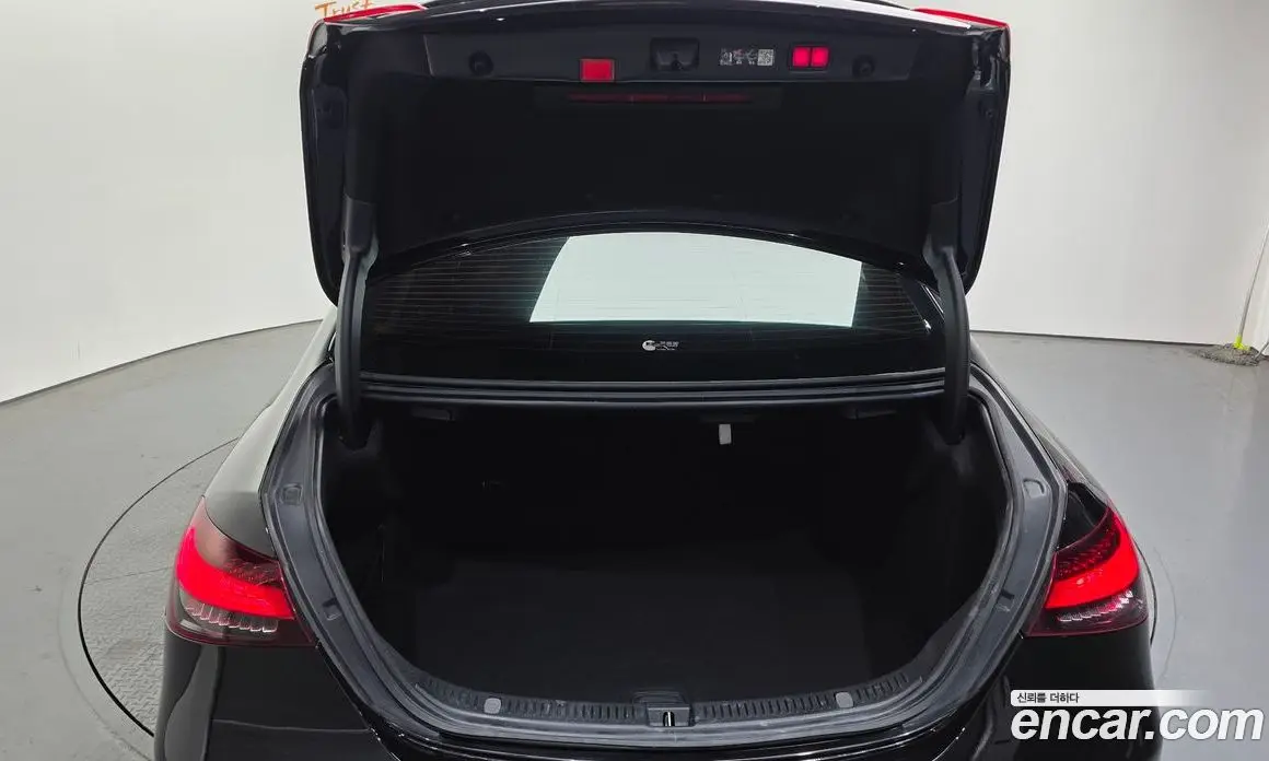 Mercedes-Benz E-Class 2023 2.0 автомат (гидро), фото 20