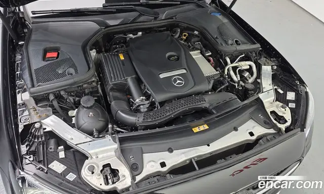 Mercedes-Benz E-Class 2023 2.0 автомат (гидро), миниатюра 6