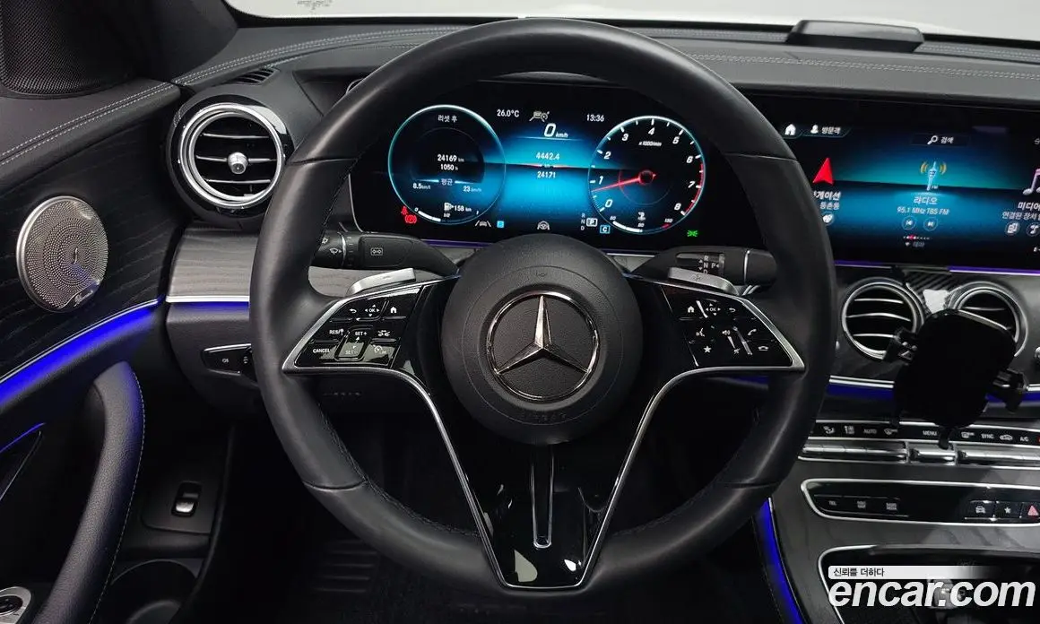 Mercedes-Benz E-Class 2023 2.0 автомат (гидро), фото 18