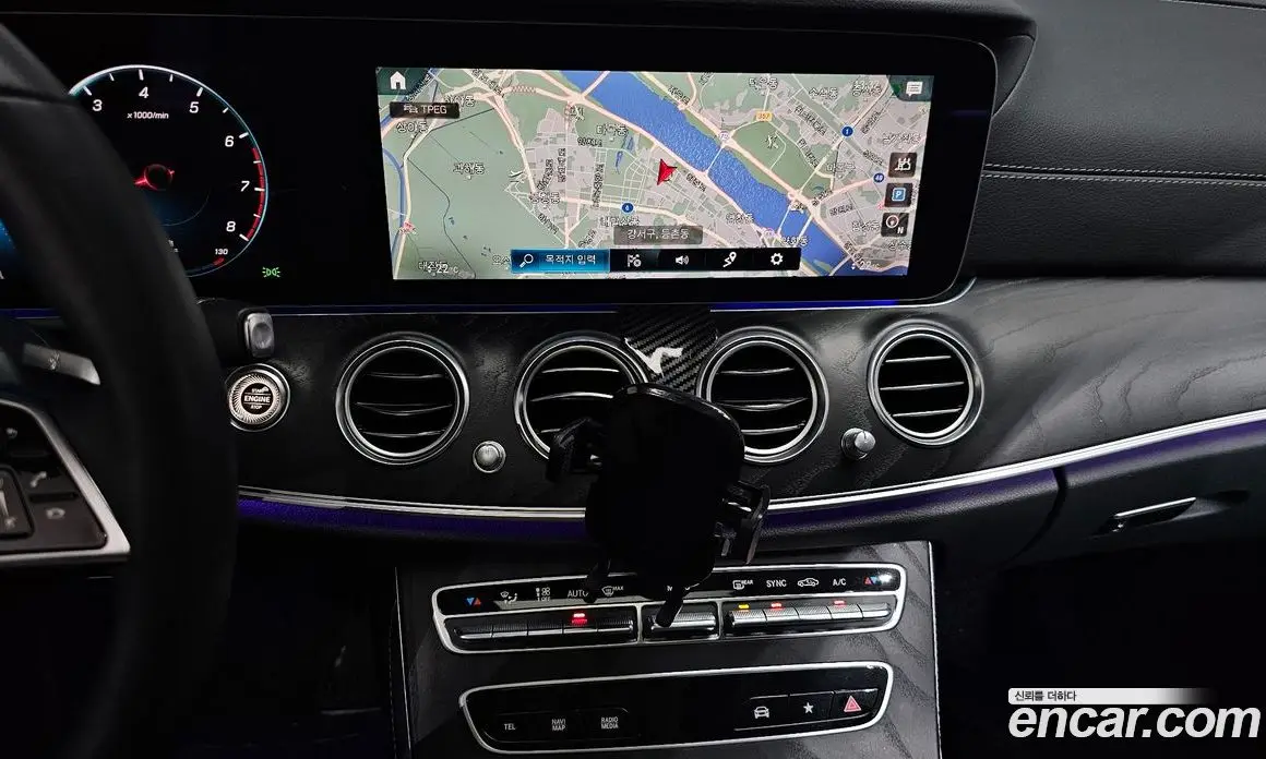 Mercedes-Benz E-Class 2023 2.0 автомат (гидро), фото 19