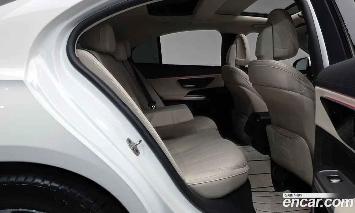 Mercedes-Benz E-Class 2024 2.0 автомат (гидро), фото 11