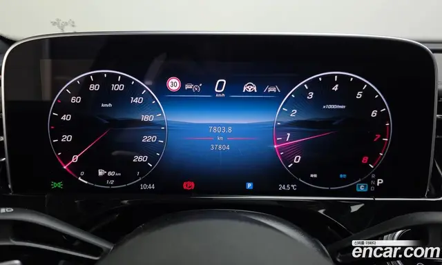 Mercedes-Benz E-Class 2024 2.0 автомат (гидро), миниатюра 8