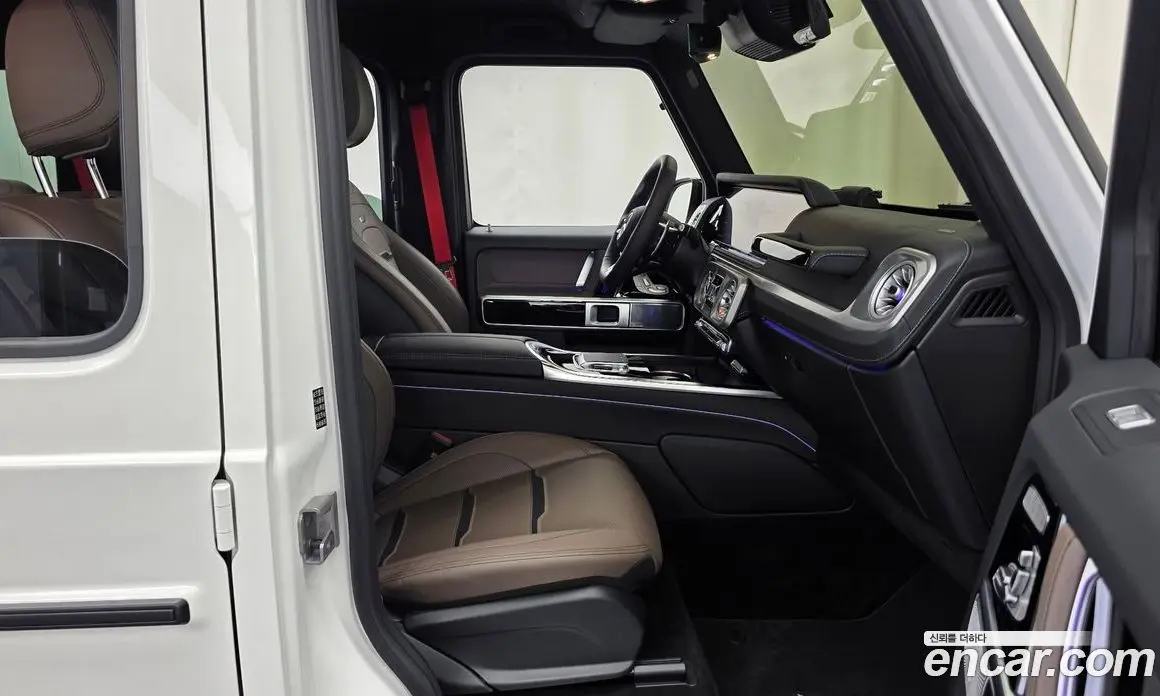 Mercedes-Benz G-Class 2025 4.0 автомат (гидро), фото 17