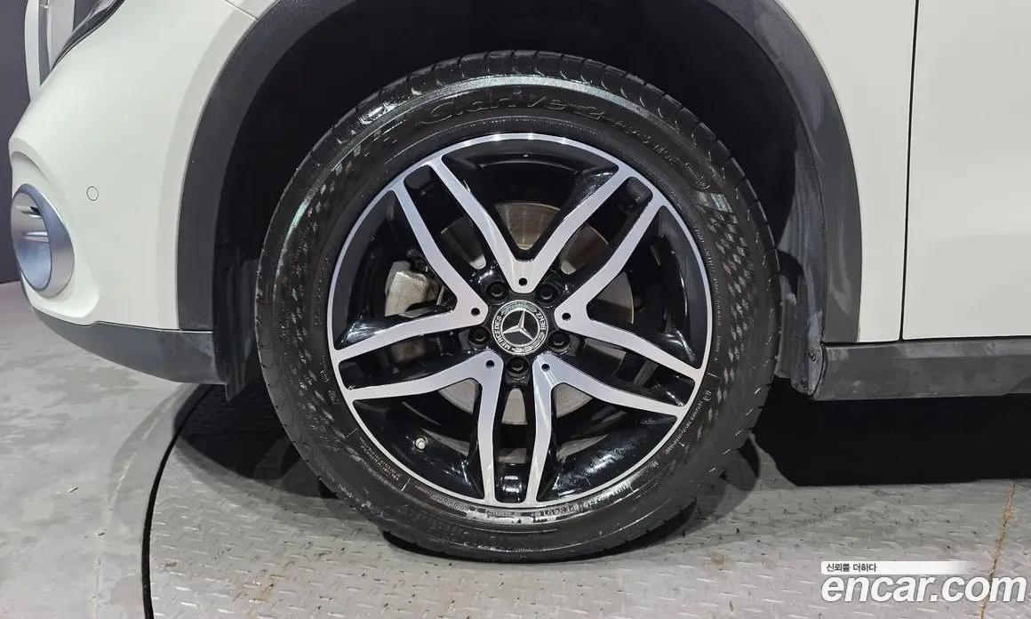 Mercedes-Benz GLA-Class 2019 2.0 автомат (гидро), фото 5