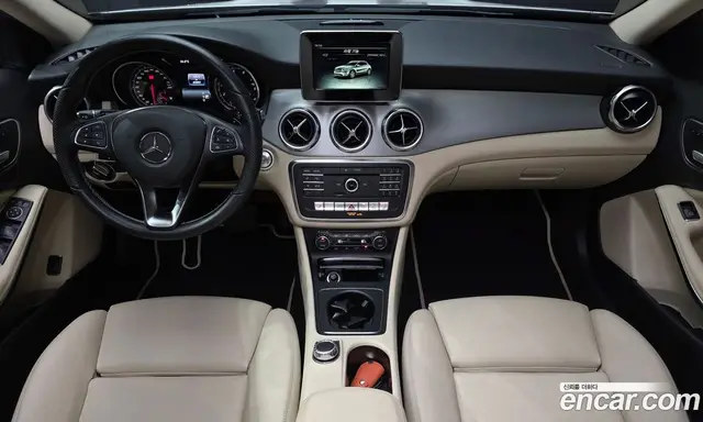 Mercedes-Benz GLA-Class 2019 2.0 автомат (гидро), миниатюра 7