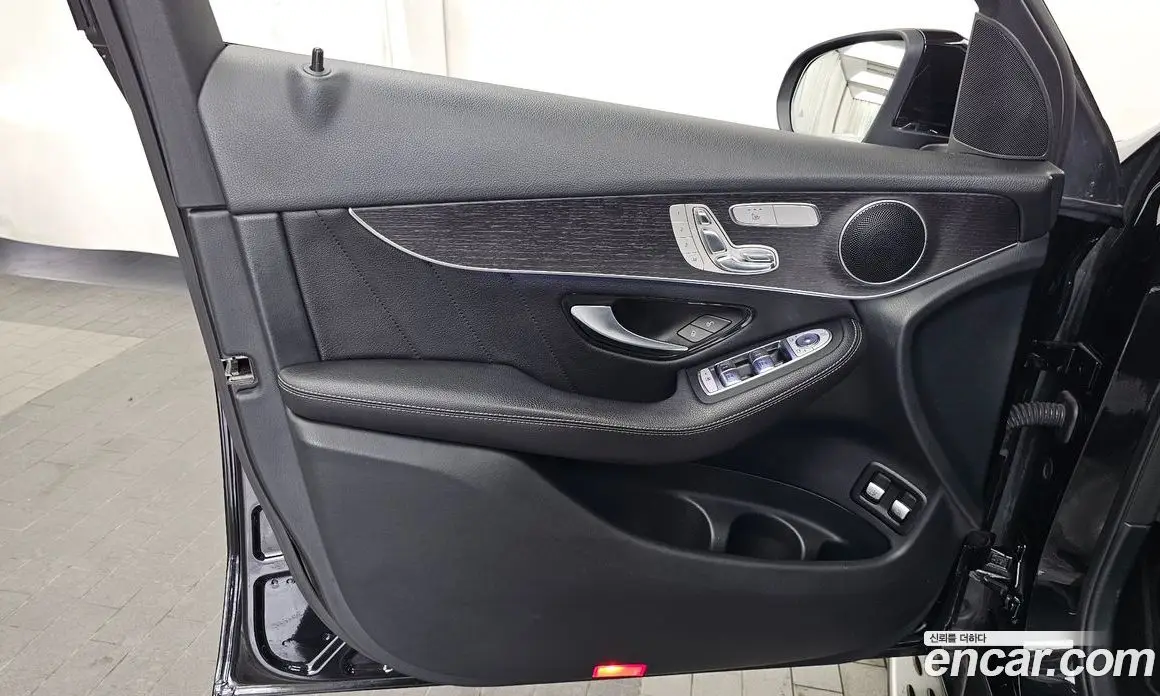 Mercedes-Benz GLC-Class 2021 2.0 автомат (гидро), фото 14