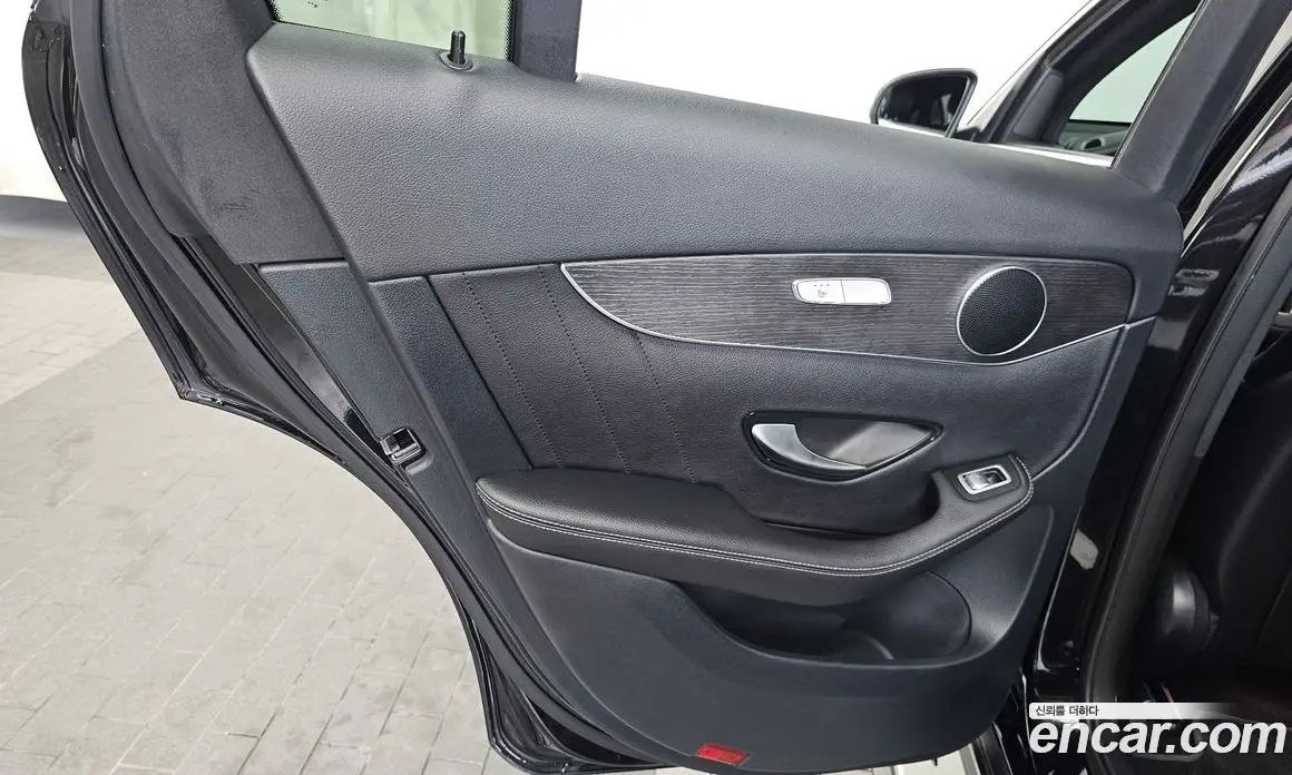 Mercedes-Benz GLC-Class 2021 2.0 автомат (гидро), фото 15
