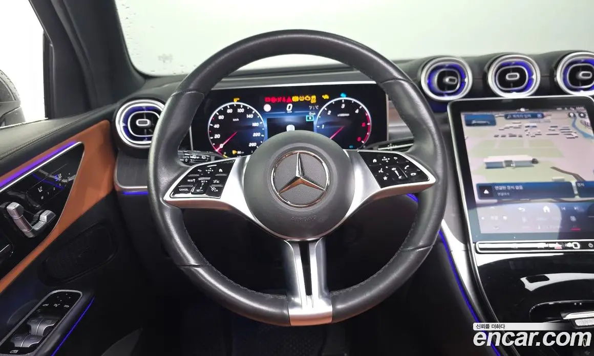 Mercedes-Benz GLC-Class 2023 2.0 автомат (гидро), фото 13