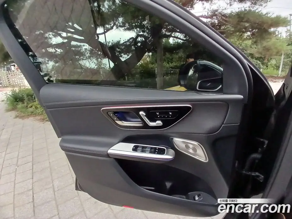 Mercedes-Benz GLC-Class 2025 2.0 автомат (гидро), фото 8