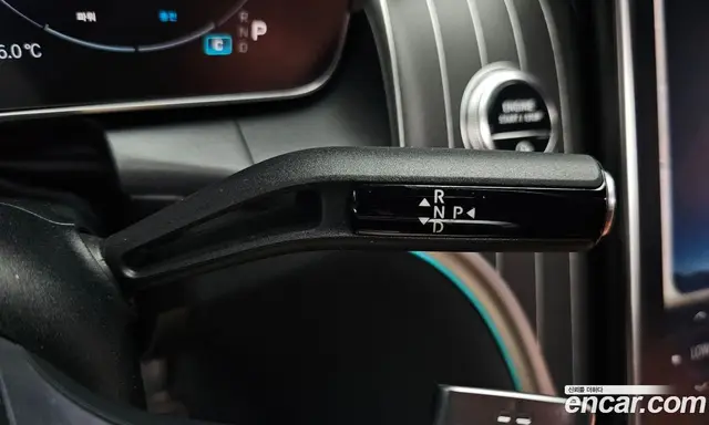 Mercedes-Benz GLC-Class 2025 2.0 автомат (гидро), миниатюра 11