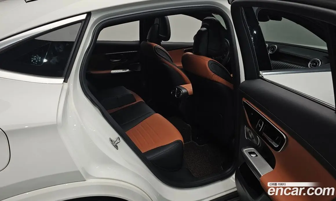 Mercedes-Benz GLC-Class 2025 2.0 автомат (гидро), фото 17