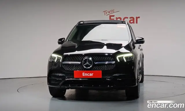 Mercedes-Benz GLE-Class 2022 3.0 автомат (гидро), миниатюра 2