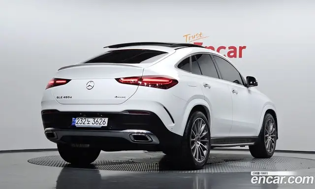 Mercedes-Benz GLE-Class 2024 3.0 автомат (гидро), миниатюра 2