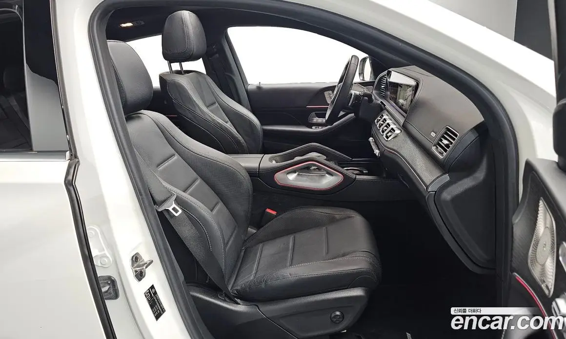 Mercedes-Benz GLE-Class 2024 3.0 автомат (гидро), фото 16