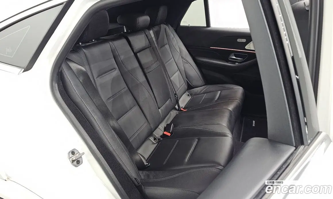 Mercedes-Benz GLE-Class 2024 3.0 автомат (гидро), фото 17