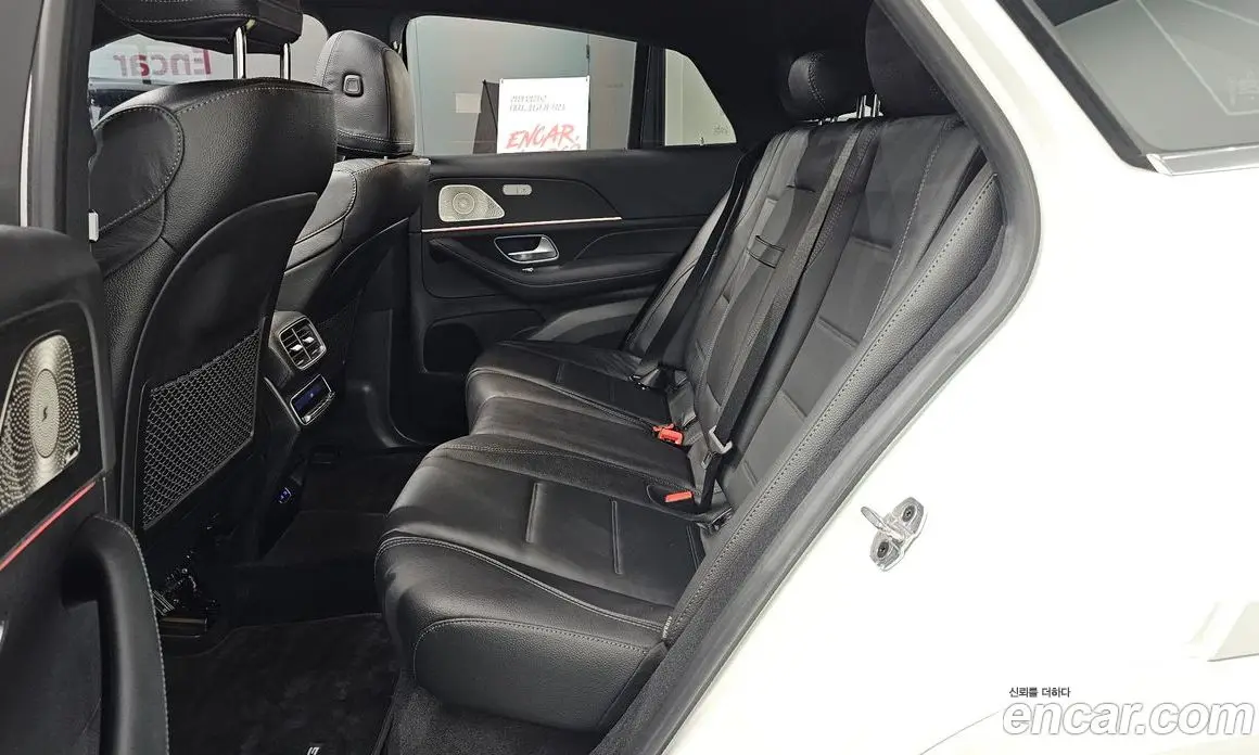 Mercedes-Benz GLE-Class 2024 3.0 автомат (гидро), фото 18