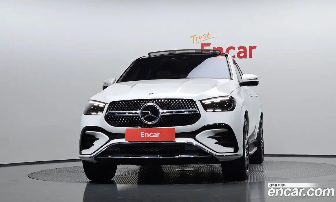 Mercedes-Benz GLE-Class 2024 3.0 автомат (гидро), фото 3