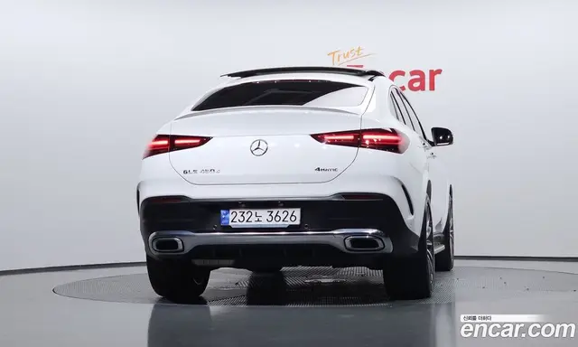 Mercedes-Benz GLE-Class 2024 3.0 автомат (гидро), миниатюра 4