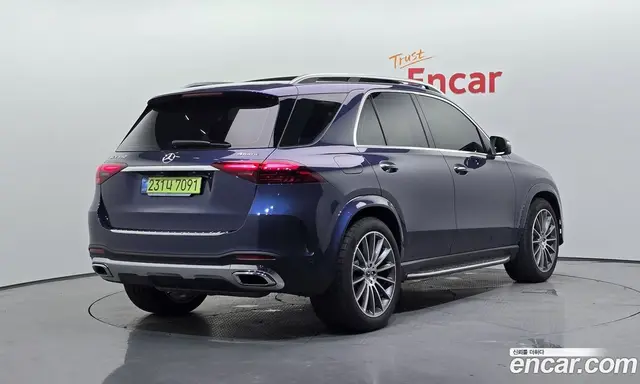 Mercedes-Benz GLE-Class 2025 3.0 автомат (гидро), миниатюра 2