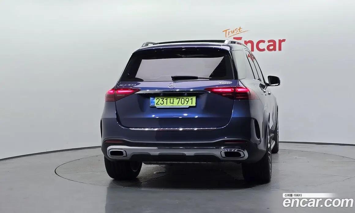 Mercedes-Benz GLE-Class 2025 3.0 автомат (гидро), фото 4