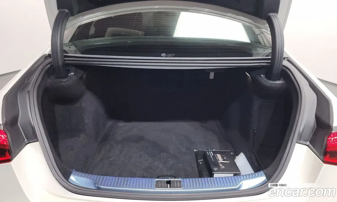 Mercedes-Benz S-Class 2023 2.9 автомат (гидро), фото 20 Mercedes-Benz S-Class 2023 2.9 автомат (гидро), фото 20
