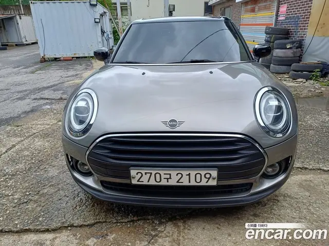 Mini Clubman 2020 1.5 автомат (гидро), миниатюра 1