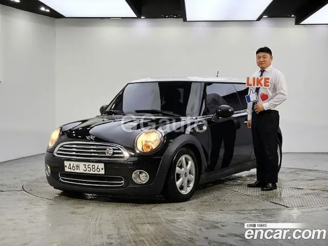 Mini Cooper 2010 1.6 автомат (гидро), миниатюра 1
