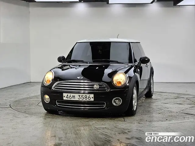 Mini Cooper 2010 1.6 автомат (гидро), миниатюра 2