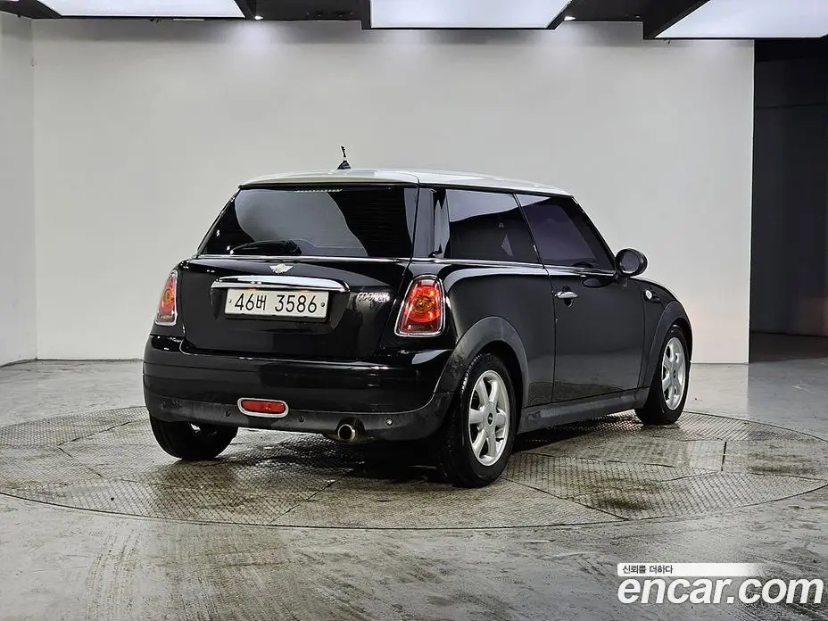 Mini Cooper 2010 1.6 автомат (гидро), фото 4