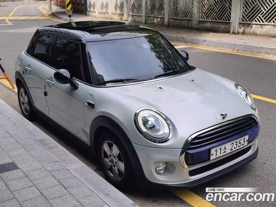 Mini Cooper 2015 1.5 автомат (гидро), фото 6 Mini Cooper 2015 1.5 автомат (гидро), фото 6