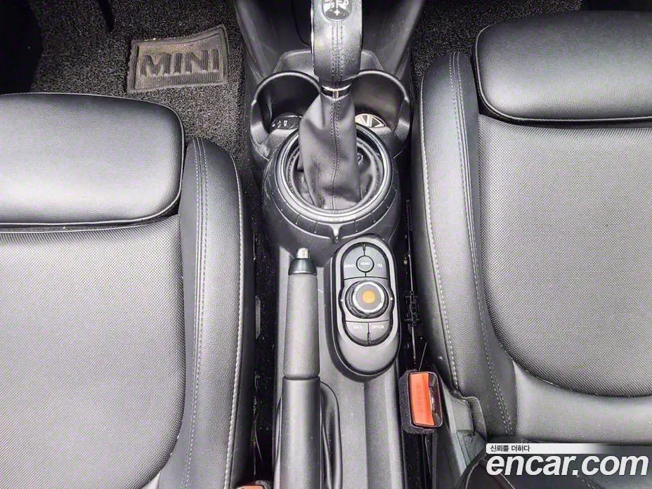 Mini Cooper 2015 1.5 автомат (гидро), фото 9 Mini Cooper 2015 1.5 автомат (гидро), фото 9