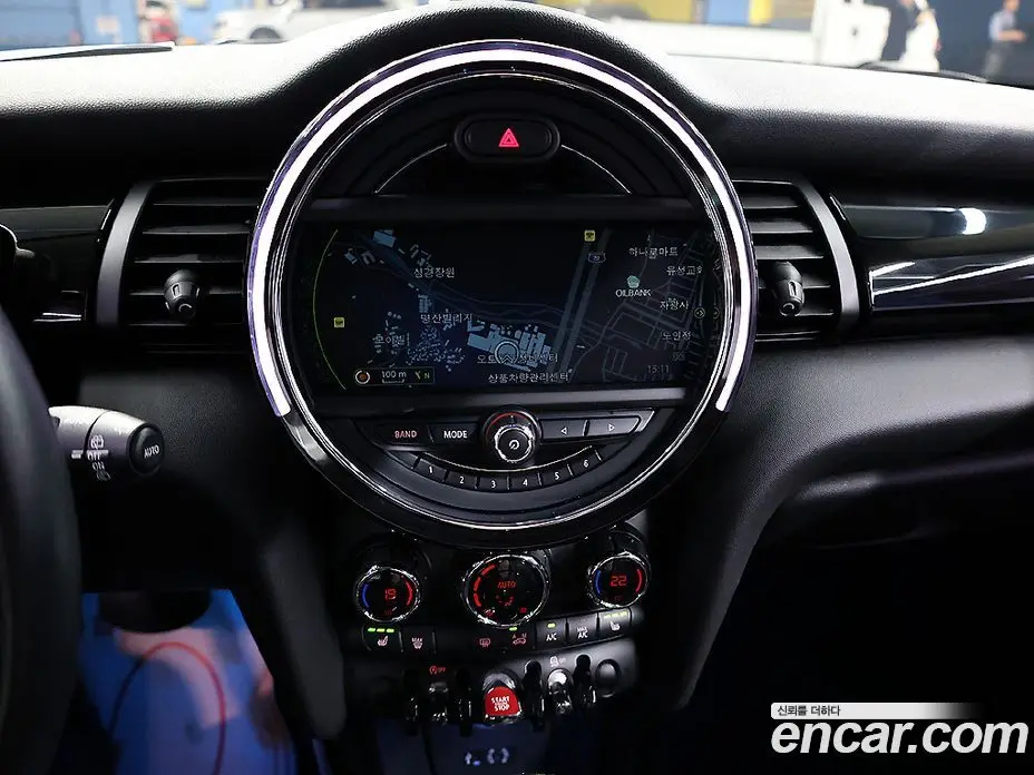 Mini Cooper 2015 1.5 автомат (гидро), фото 11
