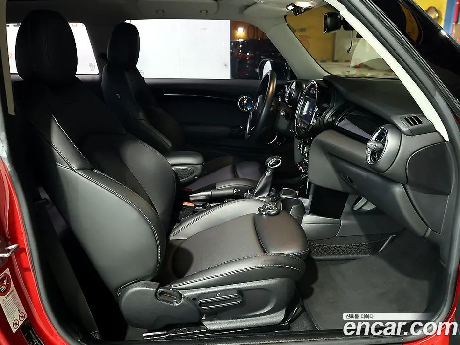 Mini Cooper 2015 1.5 автомат (гидро), фото 8