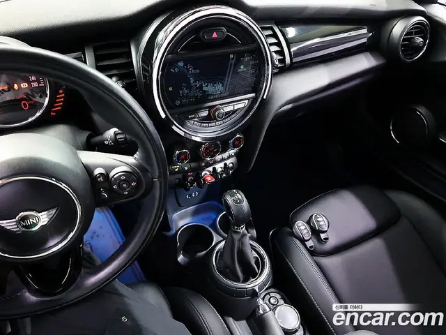 Mini Cooper 2015 1.5 автомат (гидро), миниатюра 10