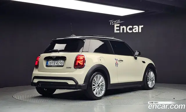 Mini Cooper 2021 1.5 автомат (гидро), миниатюра 2