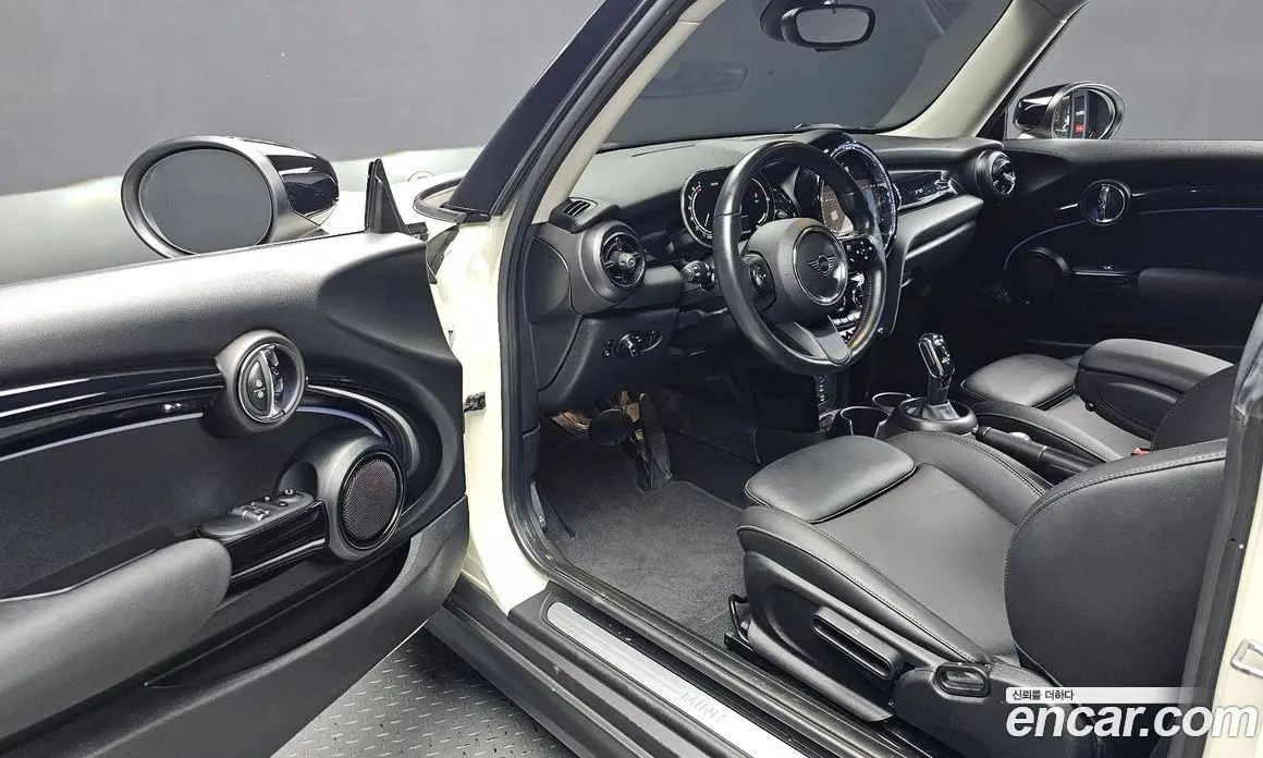 Mini Cooper 2021 1.5 автомат (гидро), фото 13