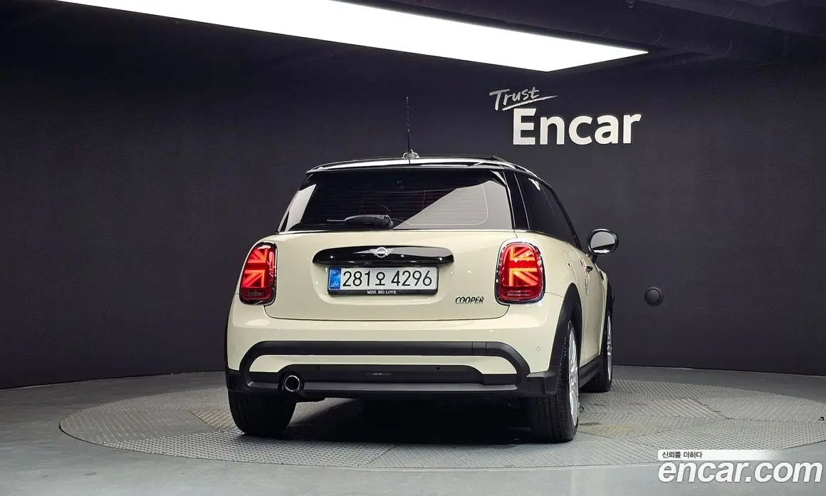 Mini Cooper 2021 1.5 автомат (гидро), фото 4