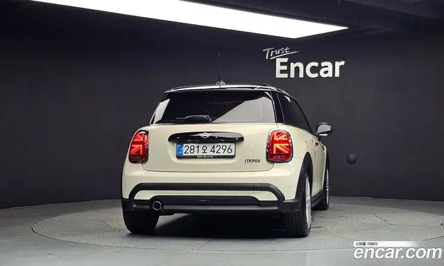 Mini Cooper 2021 1.5 автомат (гидро), миниатюра 4