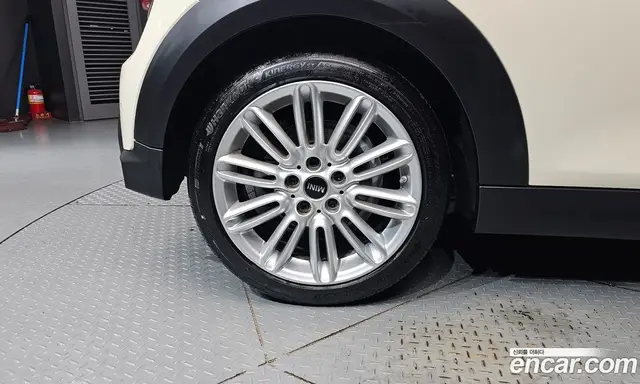 Mini Cooper 2021 1.5 автомат (гидро), миниатюра 5