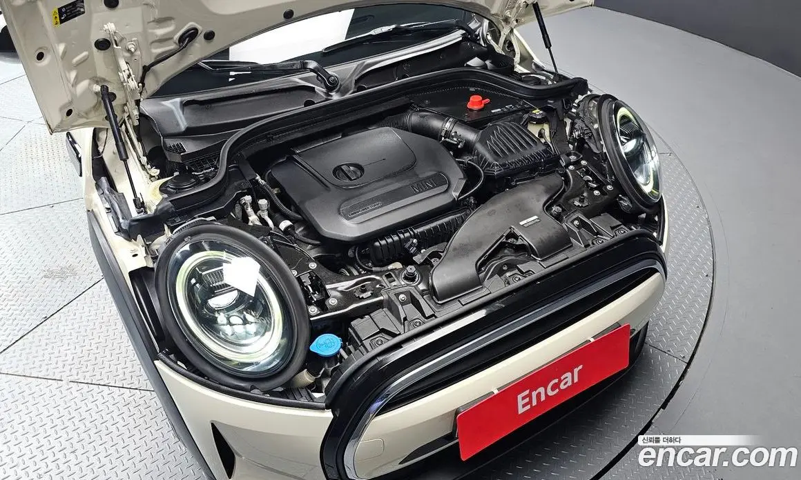 Mini Cooper 2021 1.5 автомат (гидро), фото 6