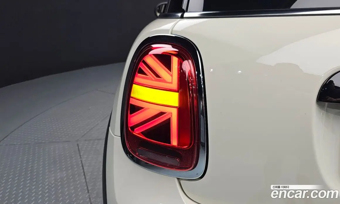 Mini Cooper 2021 1.5 автомат (гидро), фото 9